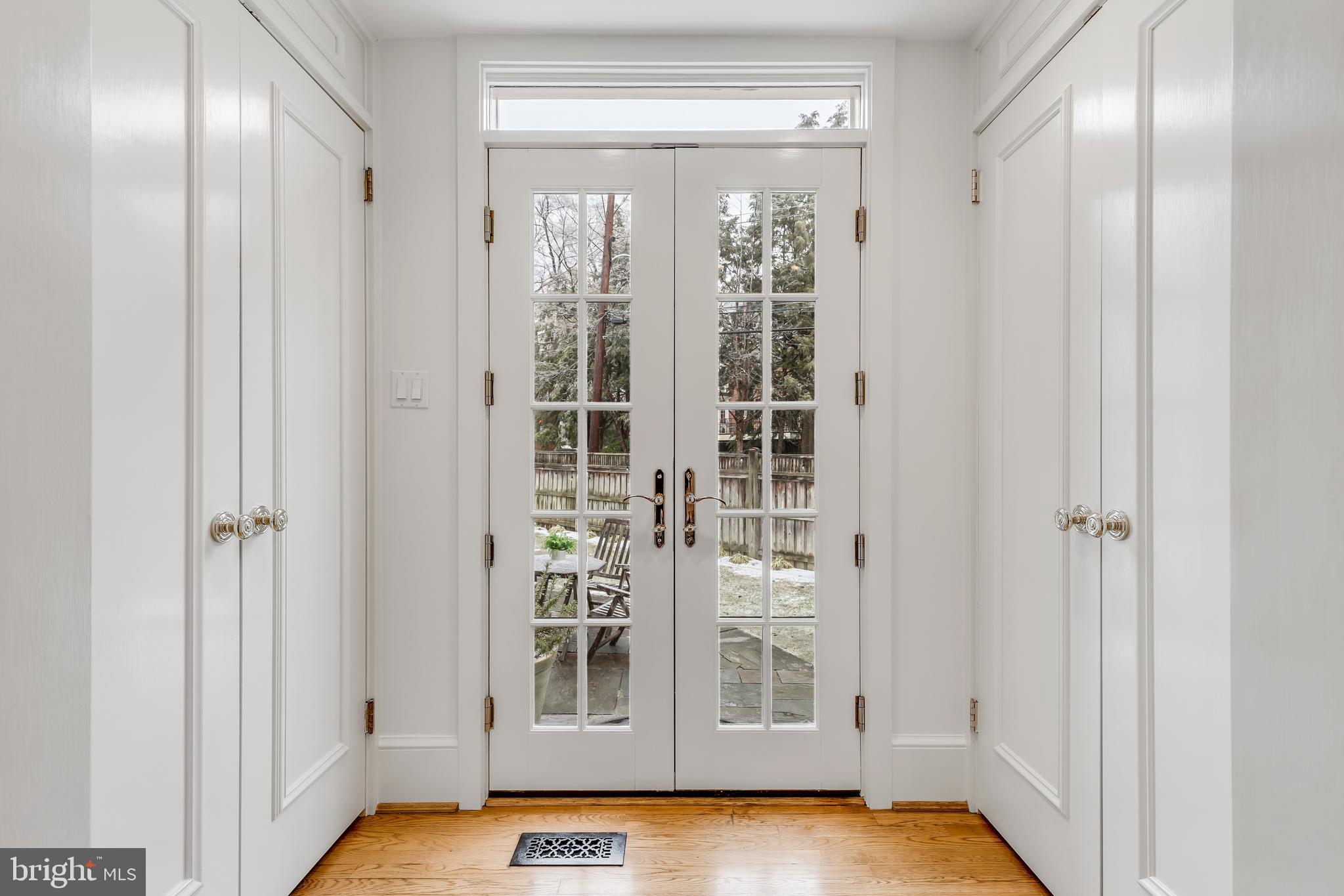 3908 Oliver Street Chevy Chase, MD 20815 - Photo 23 of 50