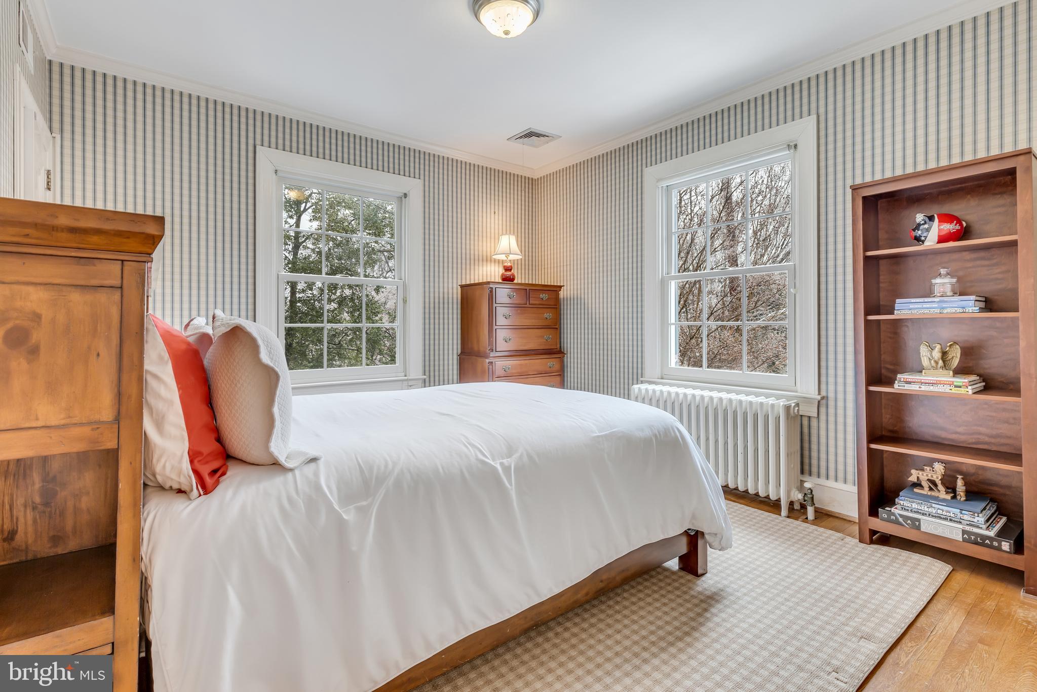 3908 Oliver Street Chevy Chase, MD 20815 - Photo 29 of 50