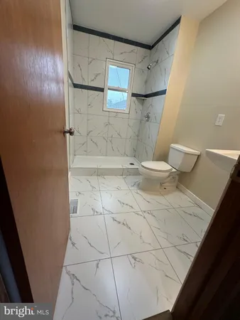 a close up view of washer and dryer