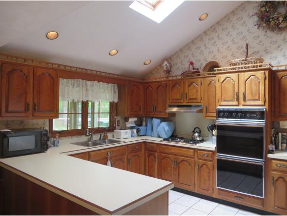145 Westfall Road Pelham, NH 03076 - Photo 9 of 20
