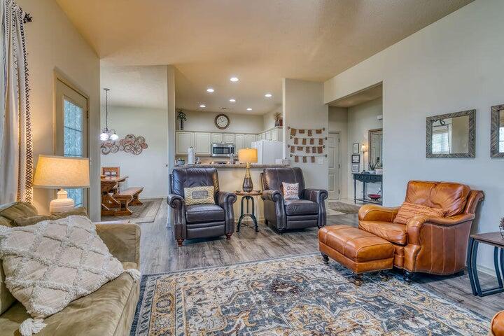 15 Birdie Lane, Unit 1 Reeds Spring, MO 65737 - Photo 12 of 51 20230415134725642937000000-o