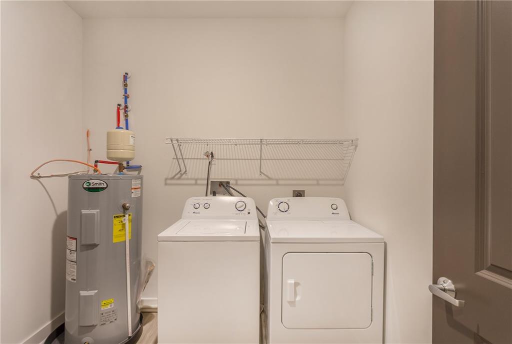3607 Butler Street, Unit 304 Pittsburgh, PA 15201 - Photo 11 of 17 Gallery Image 11