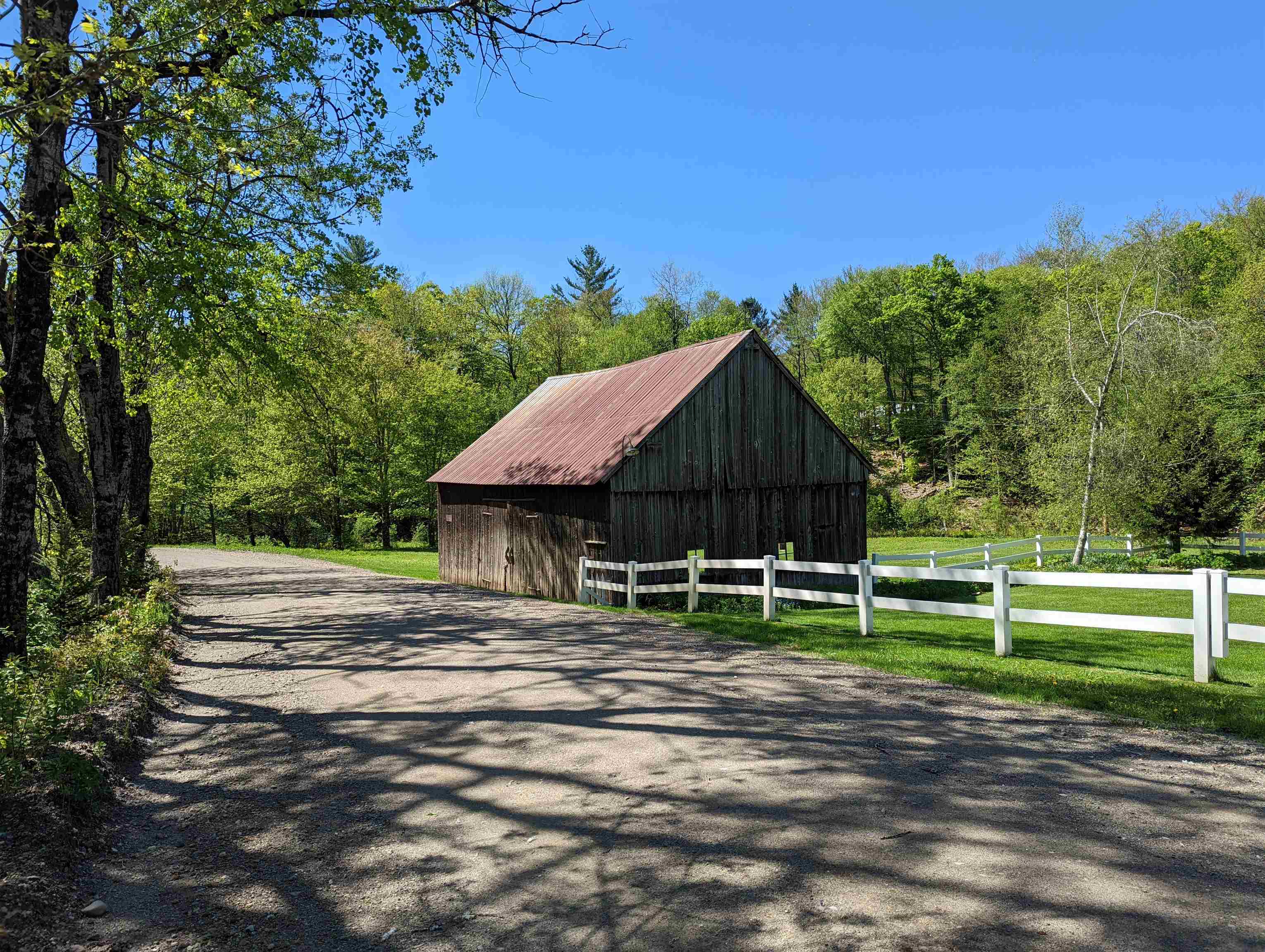 672 Back Road Belvidere, VT 05442 - Photo 3 of 23