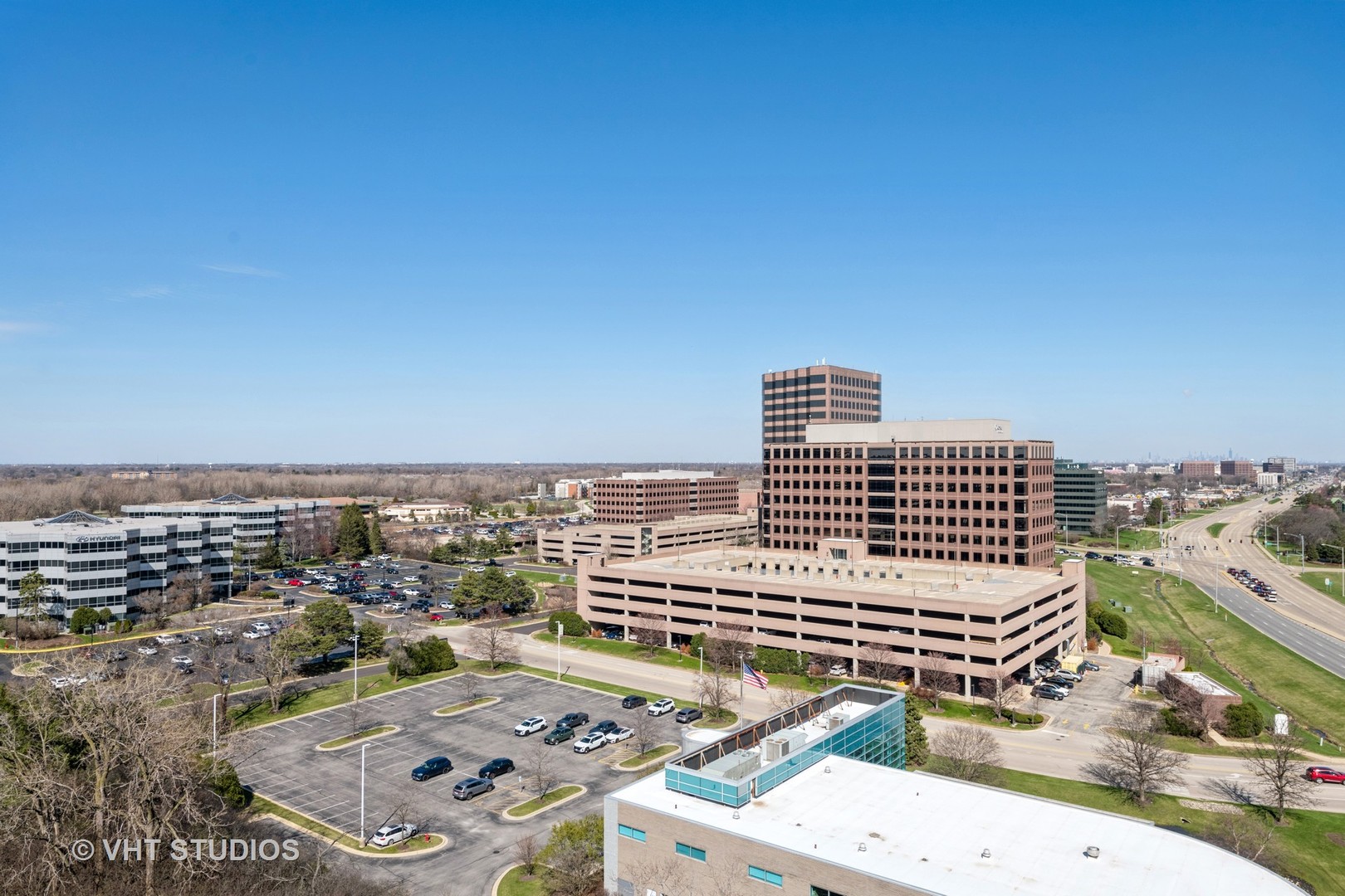 40 North Tower Road, Unit 14A Oak Brook, IL 60523 - Photo 17 of 18 an aerial view of a city