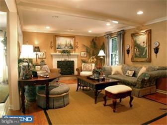 3405 Goshen Road Newtown Square, PA 19073 - Photo 5 of 12 Family Room