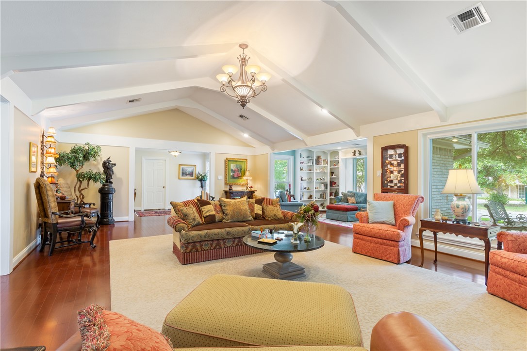 3408 Stewart Circle Waco, TX 76708 - Photo 11 of 52