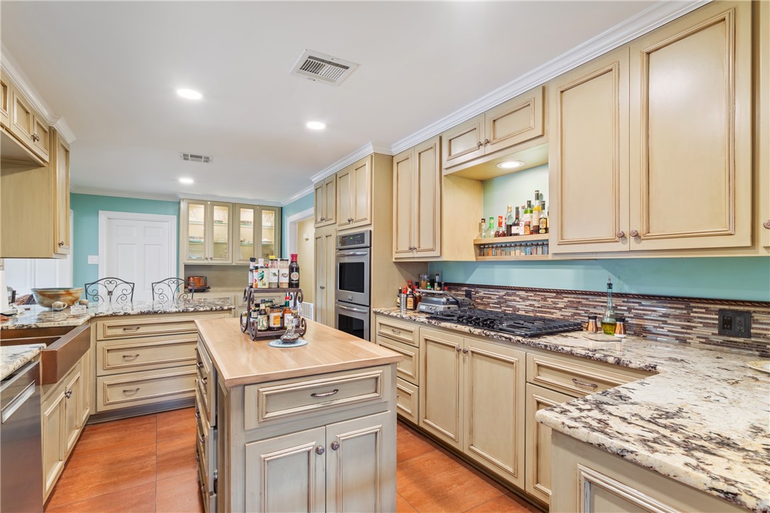 3408 Stewart Circle Waco, TX 76708 - Photo 14 of 52