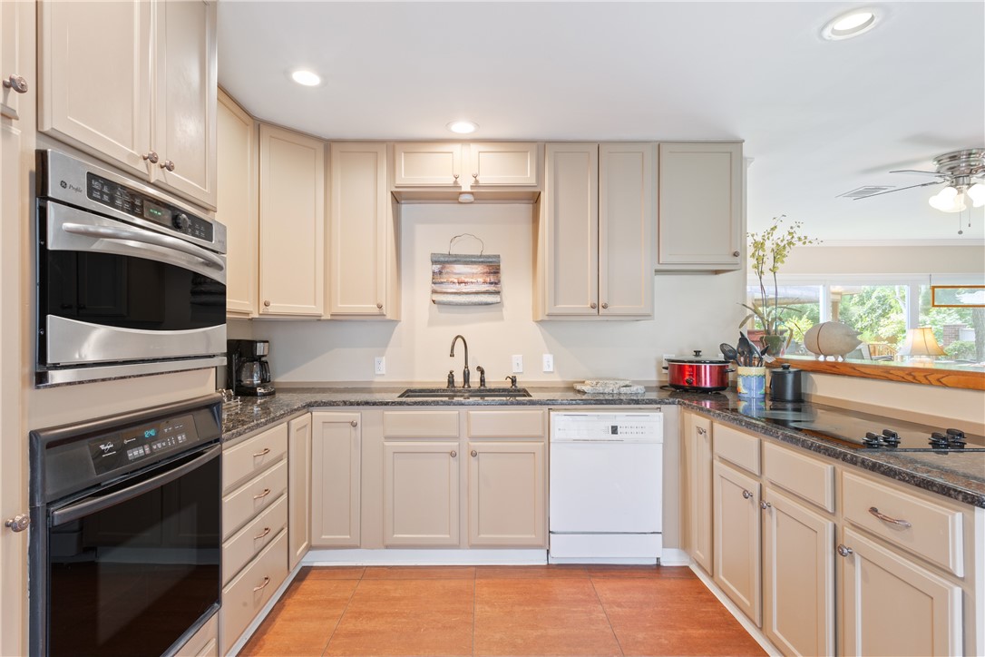 3408 Stewart Circle Waco, TX 76708 - Photo 28 of 52