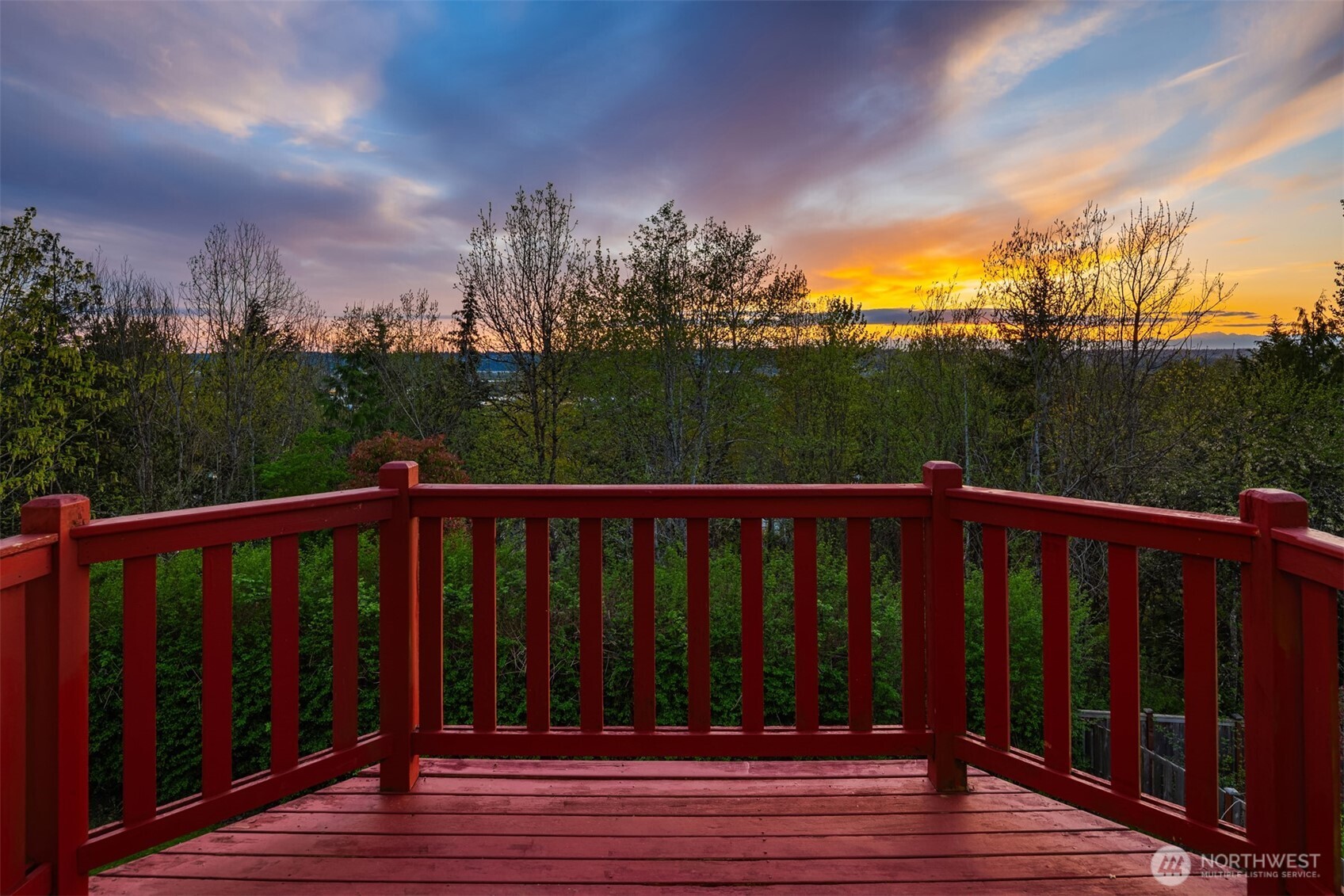 2805 Cedar Avenue South Renton, WA 98055 - Photo 24 of 40 a view of a wooden fence