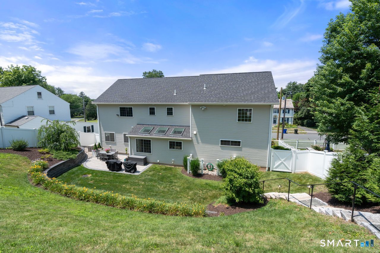 12 Stratford Road West Hartford, CT 06117 - Photo 39 of 40