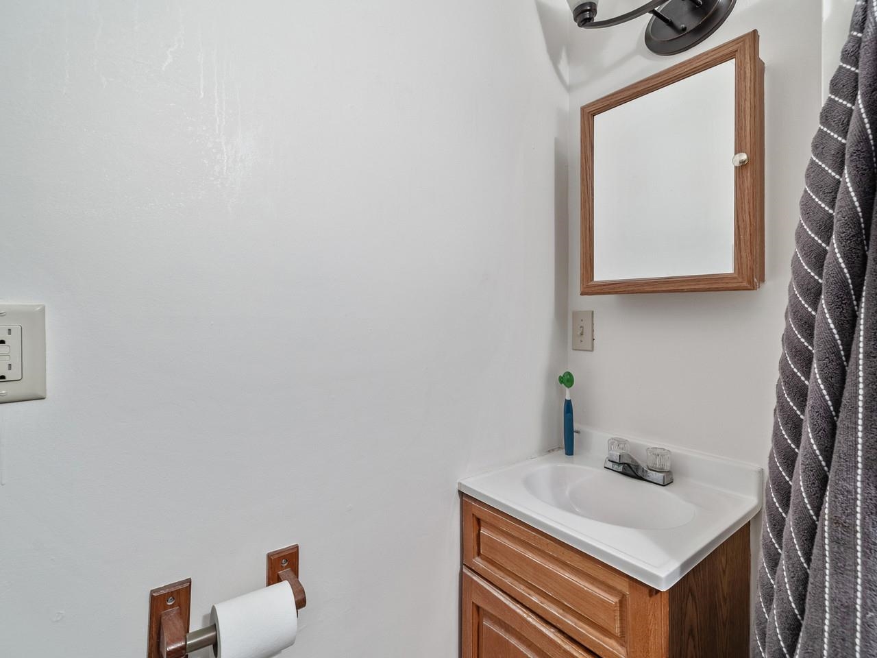 3446 Maquam Shore Road St. Albans Town, VT 05488 - Photo 31 of 60