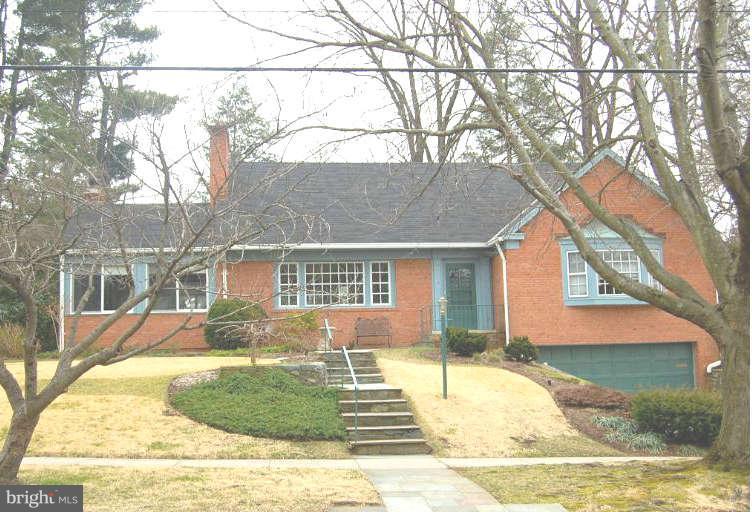 Welcome to 5914 Overlea Road!