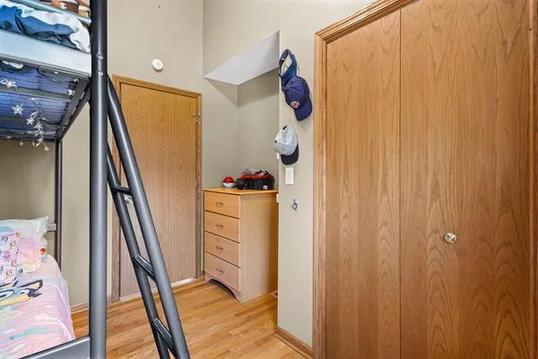 $285,000 | 8359 West Lincoln Highway, Frankfort, IL 60423