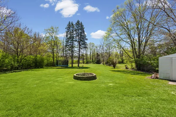 $285,000 | 8359 West Lincoln Highway, Frankfort, IL 60423