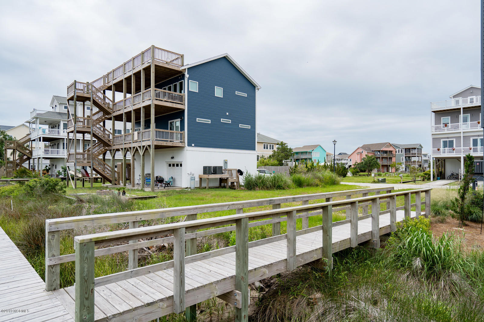 142 Atkinson Road Surf City, NC 28445 - Photo 9 of 28 26_142AtkinsonRd16_mls