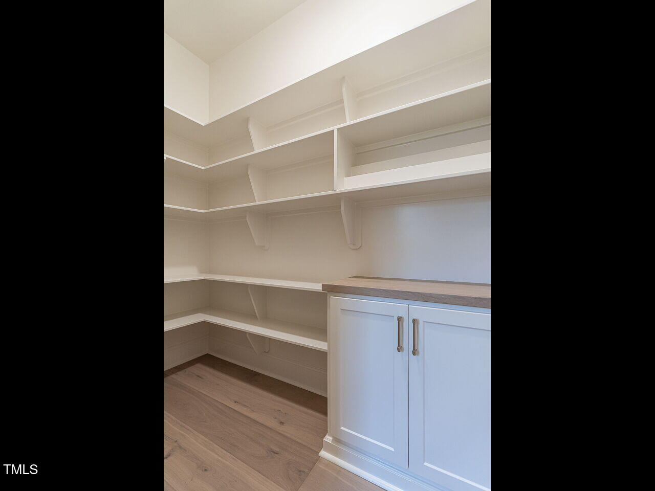 4800 Latimer Road Raleigh, NC 27609 - Photo 18 of 49 009-1280x960-photo