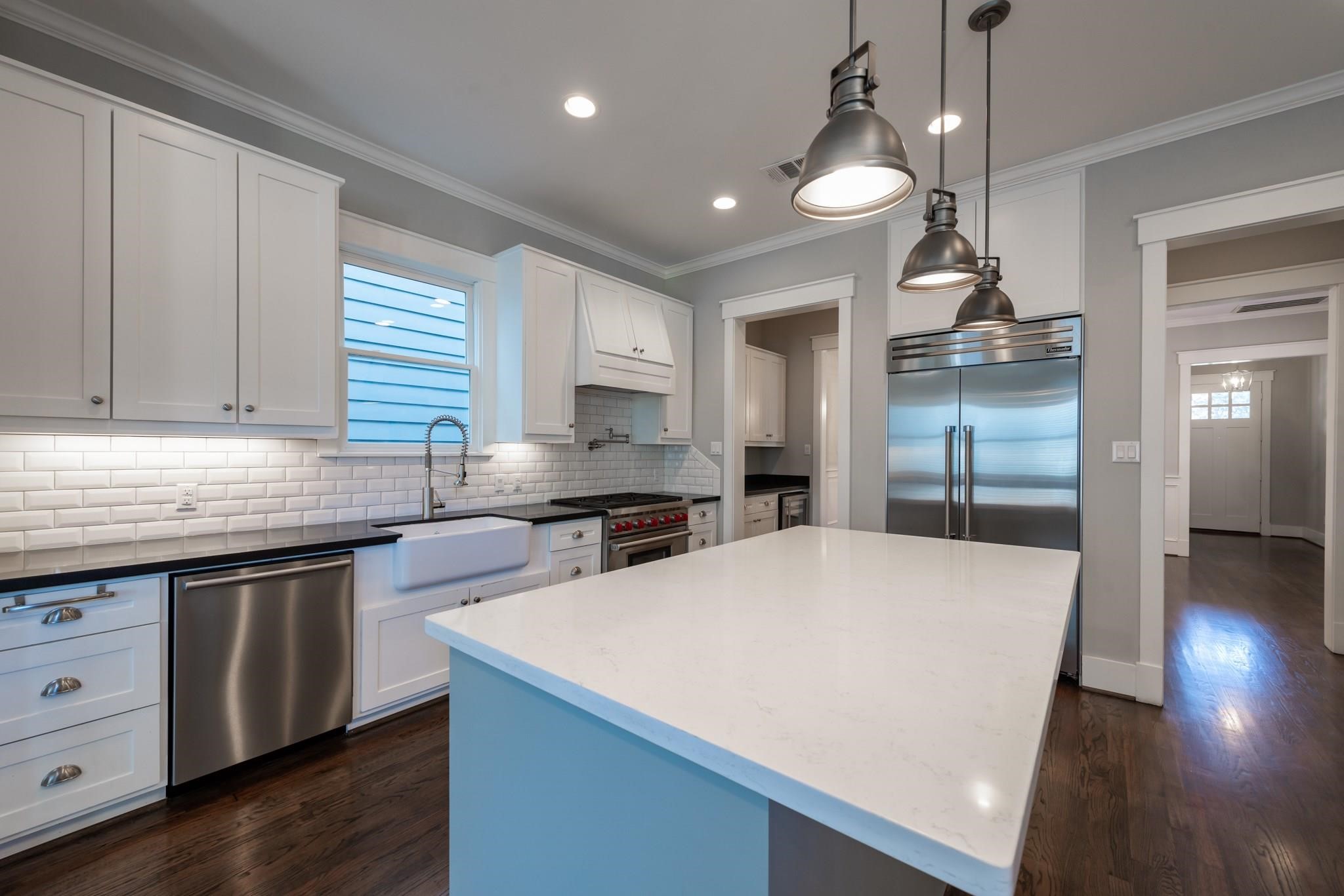 734 Allston Street, Unit B Houston, TX 77007 - Photo 9 of 28 The kitchen shouts gourmet with its plenty of cabinets, not to mention the Granite's fine selection. The consistency in chosen colors and textures flows throughout.
