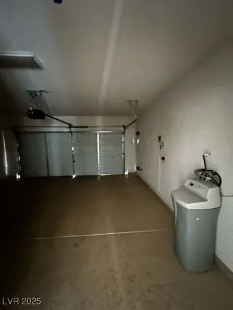 $2,300 | 3141 Baranek Avenue, Henderson, NV 89044