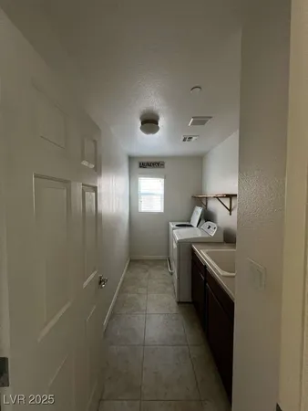 $2,300 | 3141 Baranek Avenue, Henderson, NV 89044
