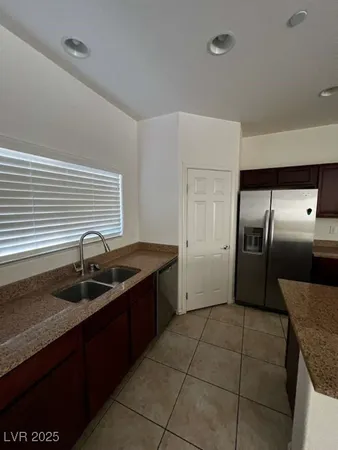 $2,450 | 3141 Baranek Avenue, Henderson, NV 89044