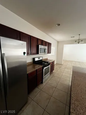 $2,300 | 3141 Baranek Avenue, Henderson, NV 89044