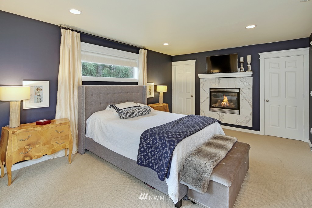 4924 Southwest Forney Street Seattle, WA 98116 - Photo 17 of 24 Gallery Image 17