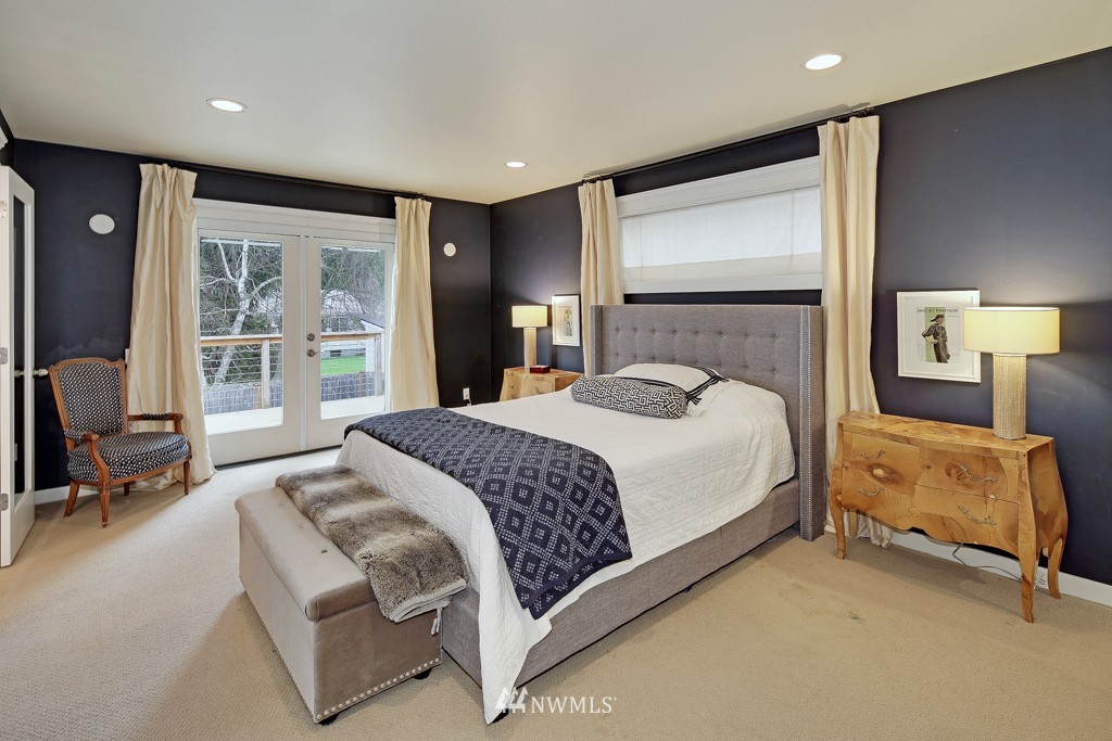 4924 Southwest Forney Street Seattle, WA 98116 - Photo 18 of 24 Gallery Image 18