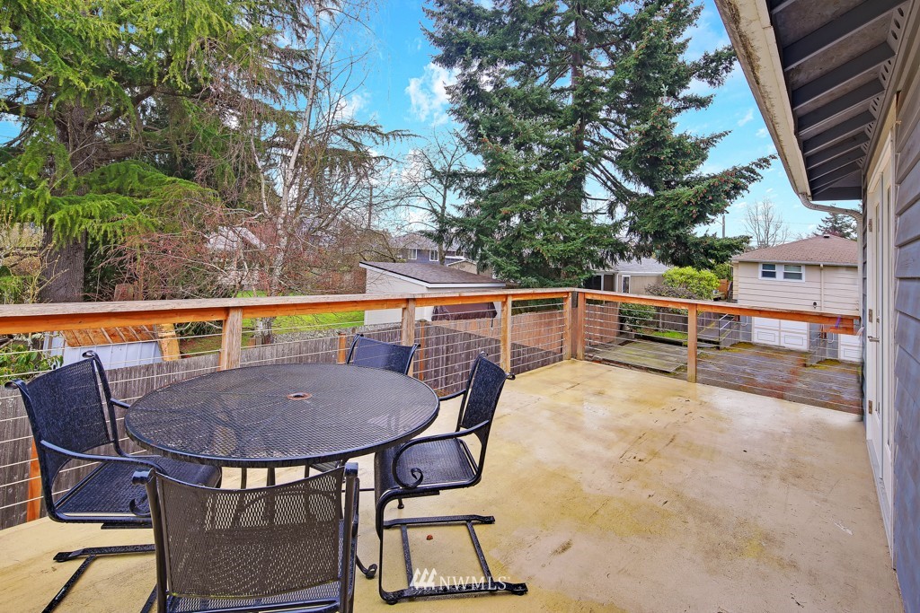 4924 Southwest Forney Street Seattle, WA 98116 - Photo 21 of 24 Gallery Image 21