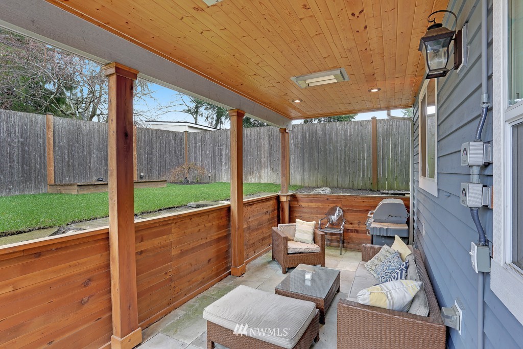 4924 Southwest Forney Street Seattle, WA 98116 - Photo 22 of 24 Gallery Image 22