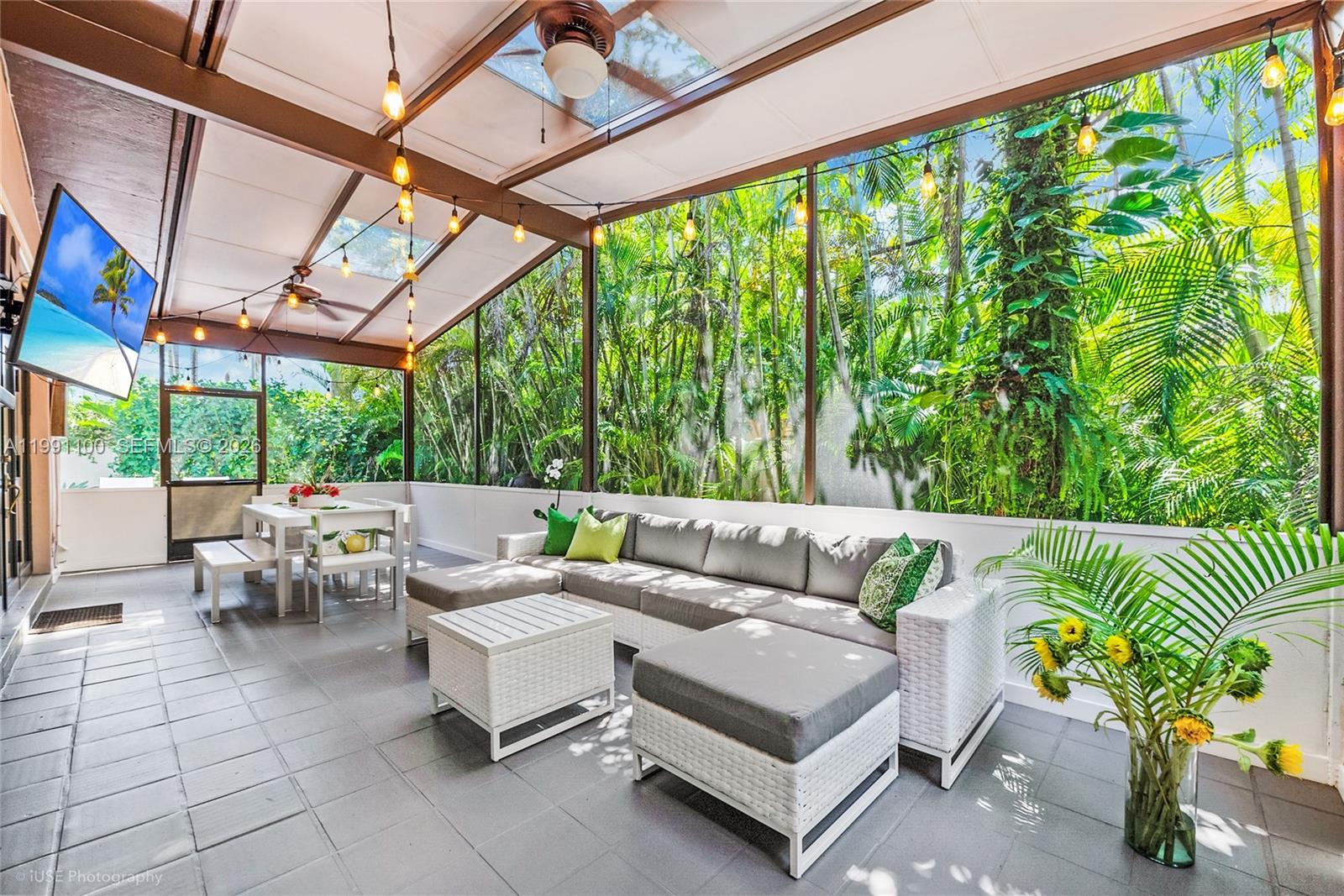 3620 Battersea Road Miami, FL 33133 - Photo 11 of 25