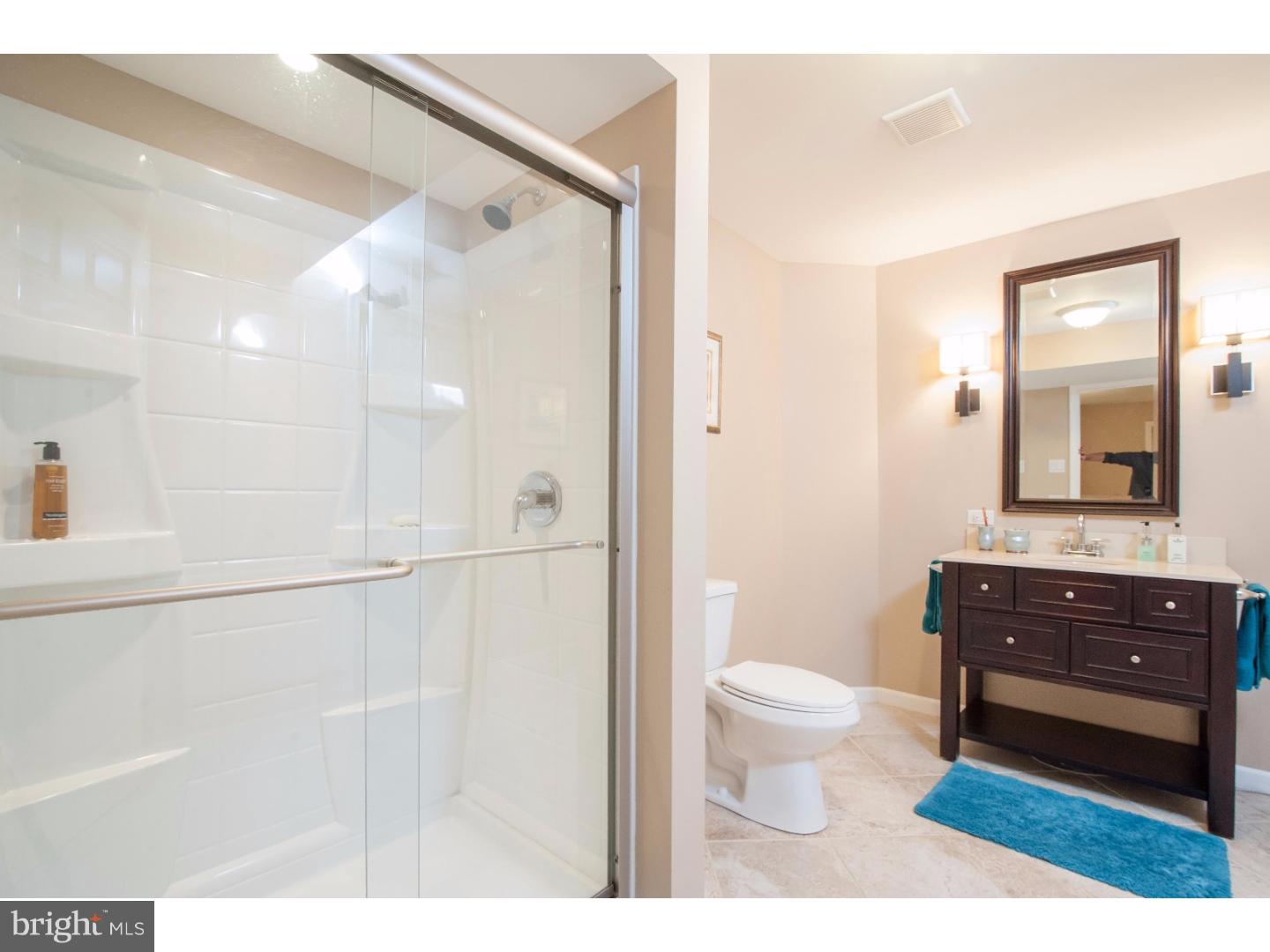 208 Ravenscliff Road Wayne, PA 19087 - Photo 18 of 25 Bathroom