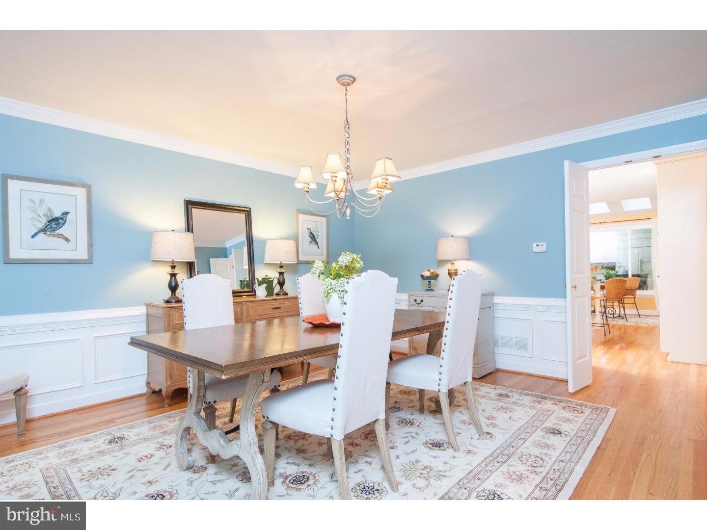 208 Ravenscliff Road Wayne, PA 19087 - Photo 3 of 25 Dining Room