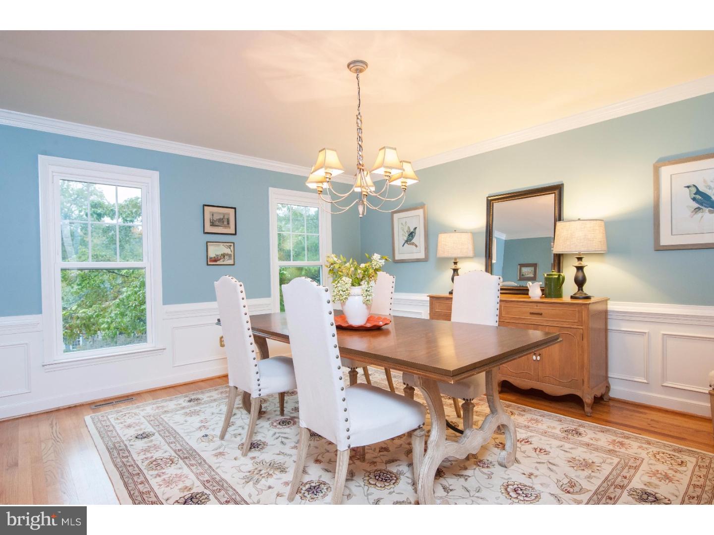 208 Ravenscliff Road Wayne, PA 19087 - Photo 4 of 25 Dining Room