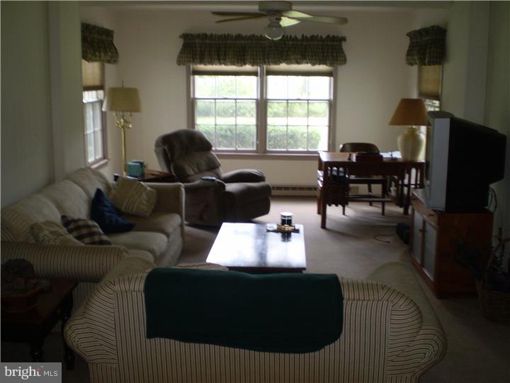 270 Old York Road Hamilton, NJ 08620 - Photo 5 of 9 Gallery Image 5