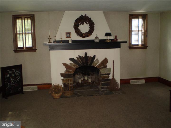 270 Old York Road Hamilton, NJ 08620 - Photo 6 of 9 Gallery Image 6