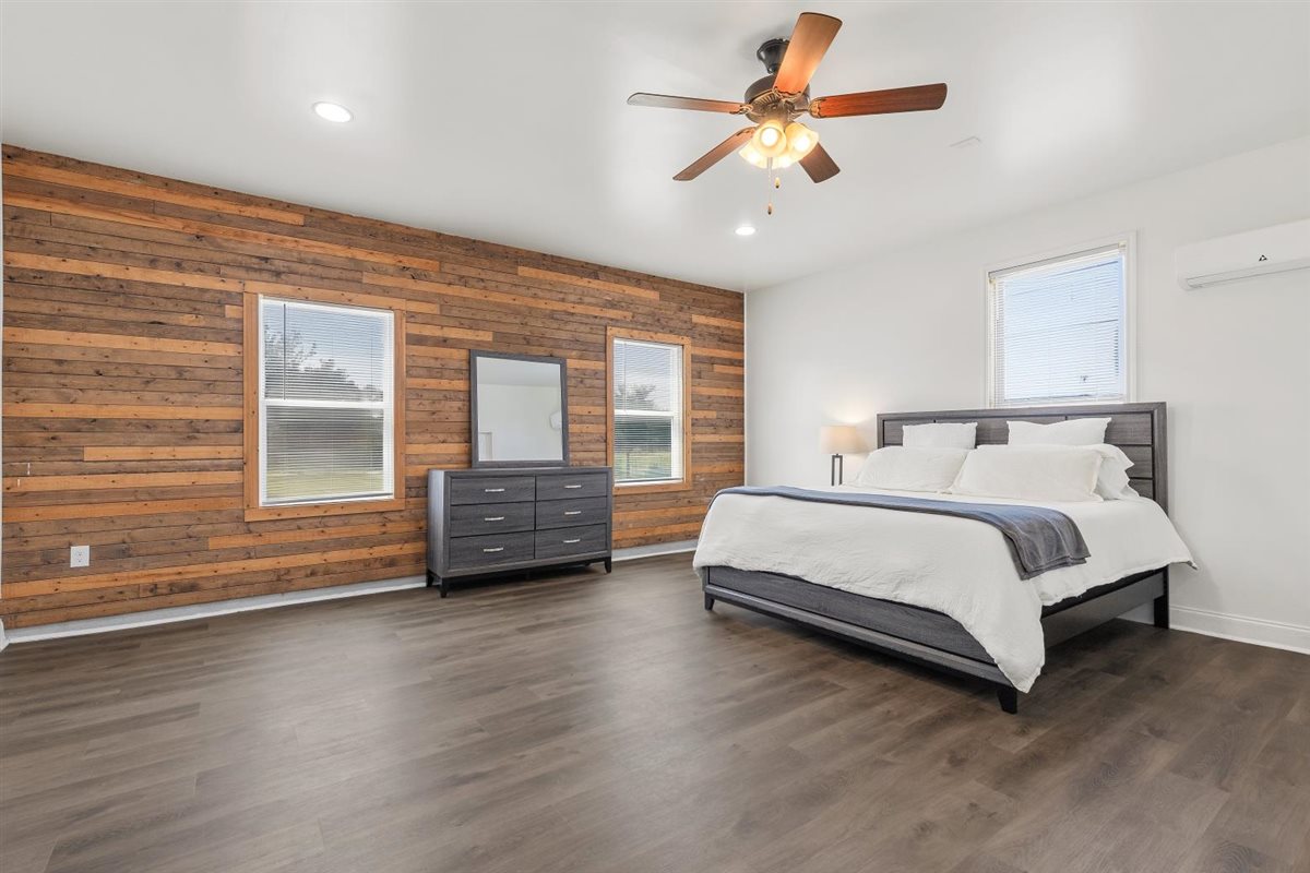 1206 Walter Hoffman Road Cedar Creek, TX 78612 - Photo 24 of 40 Bonus Room/Bedroom