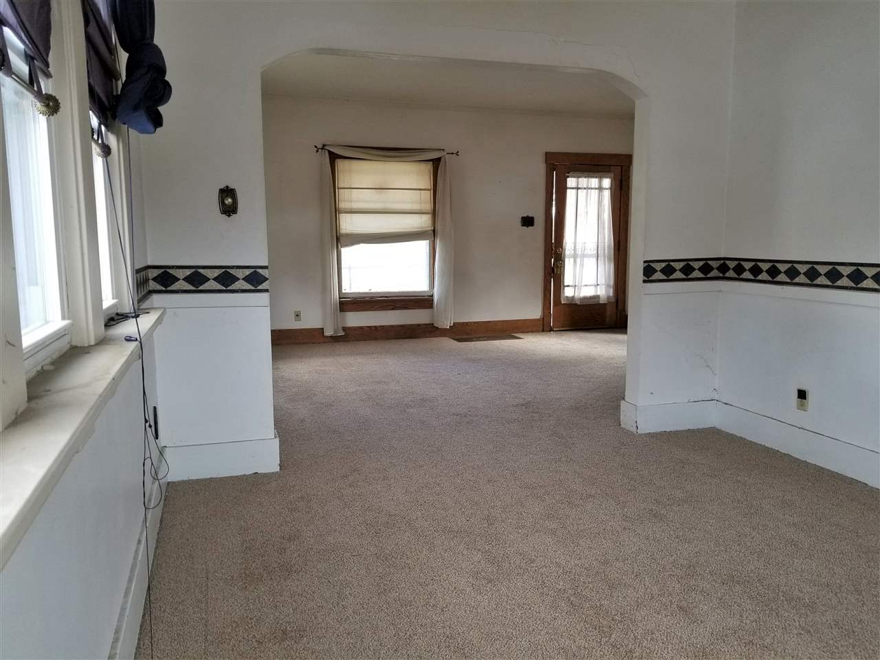 2309 Oakridge Road Fort Wayne, IN 46805 - Photo 5 of 12