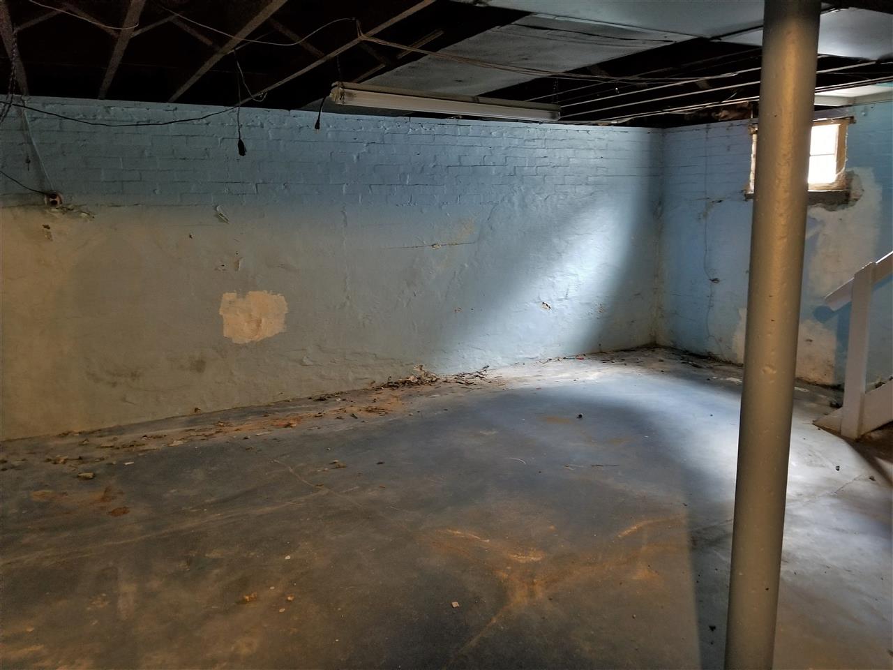 2309 Oakridge Road Fort Wayne, IN 46805 - Photo 9 of 12