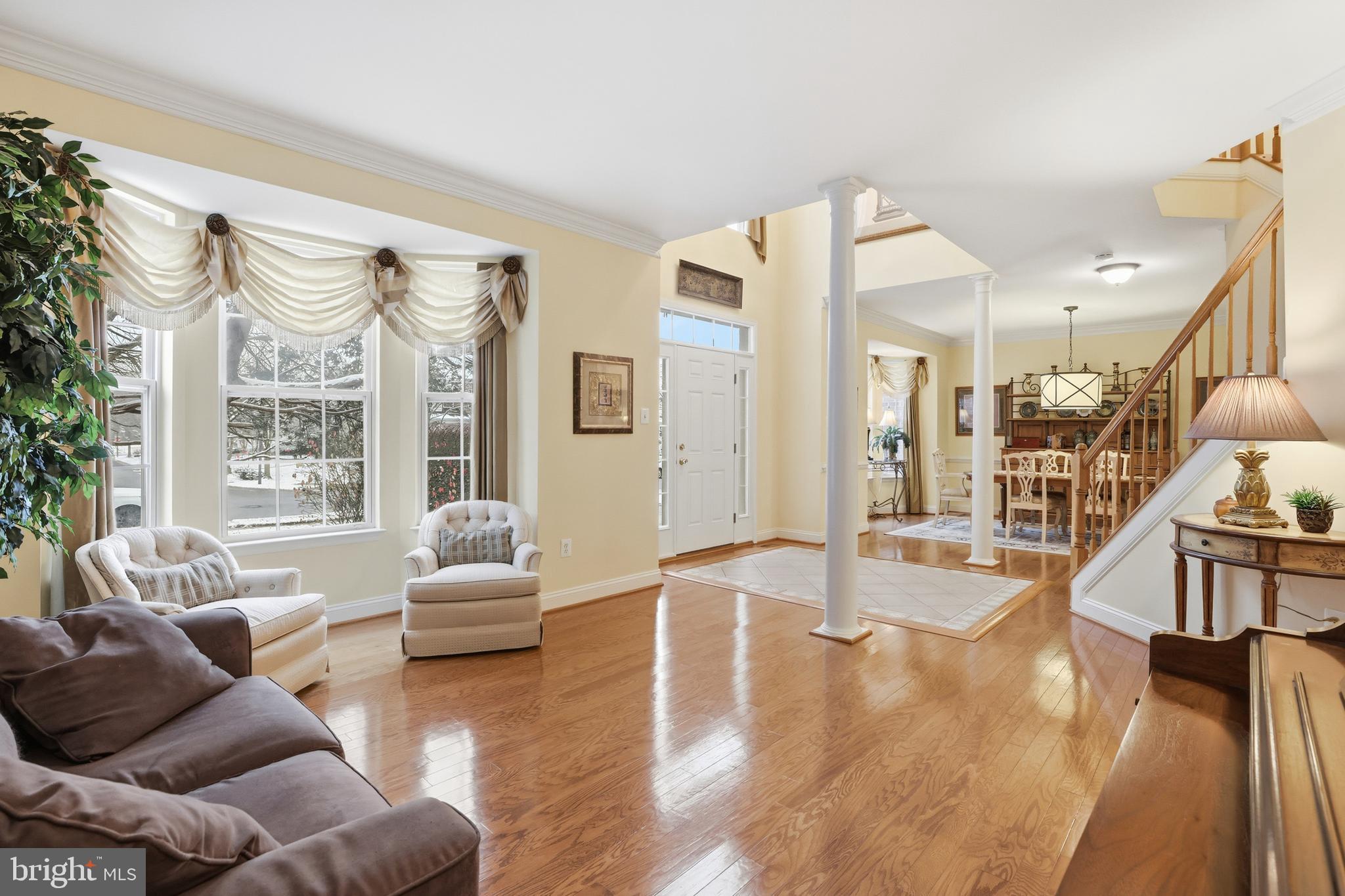 1612 Trawler Lane Annapolis, MD 21409 - Photo 48 of 48 a living room with furniture and a large window