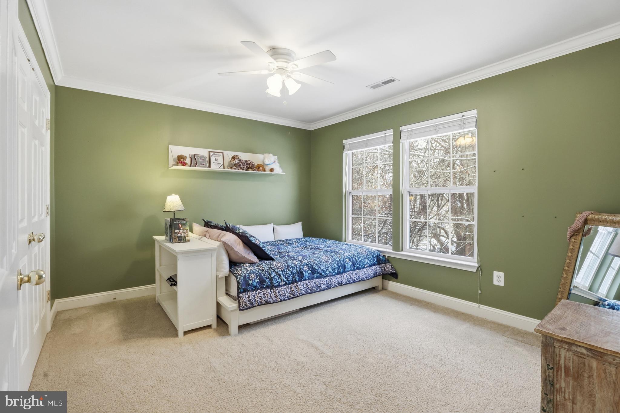 1612 Trawler Lane Annapolis, MD 21409 - Photo 30 of 48 a living room with furniture and a window