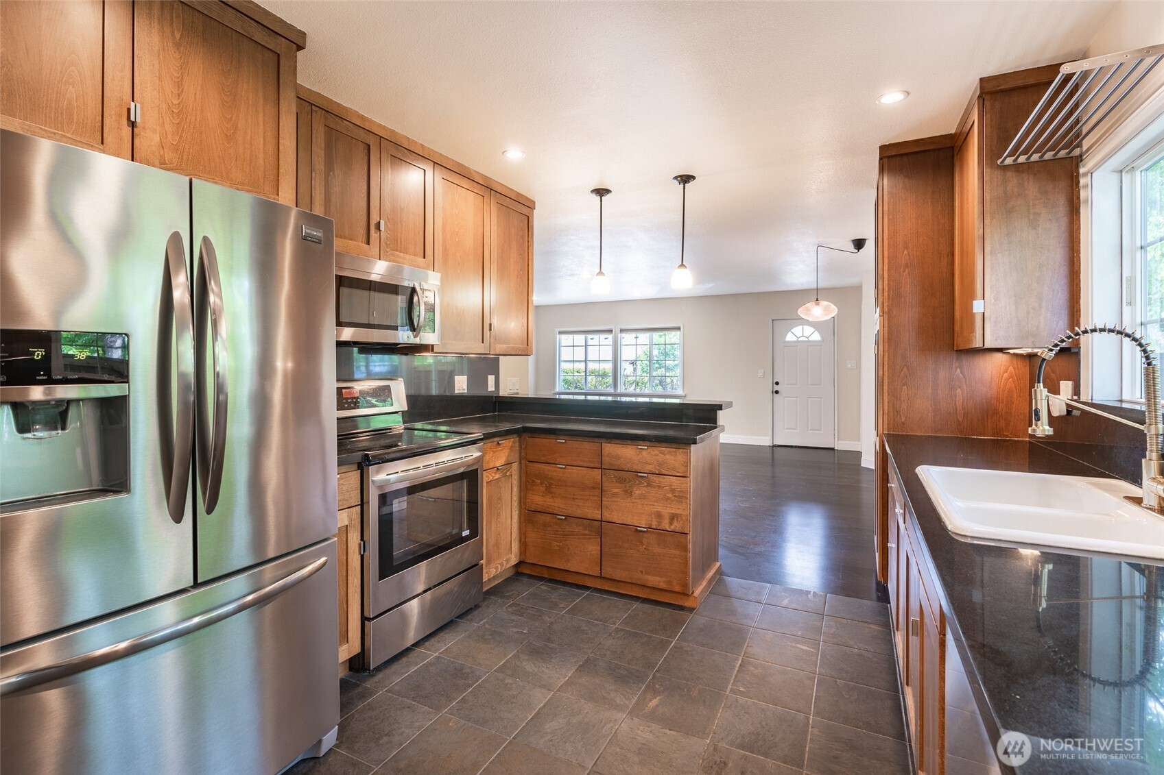 3304 23rd Avenue South Seattle, WA 98144 - Photo 22 of 40