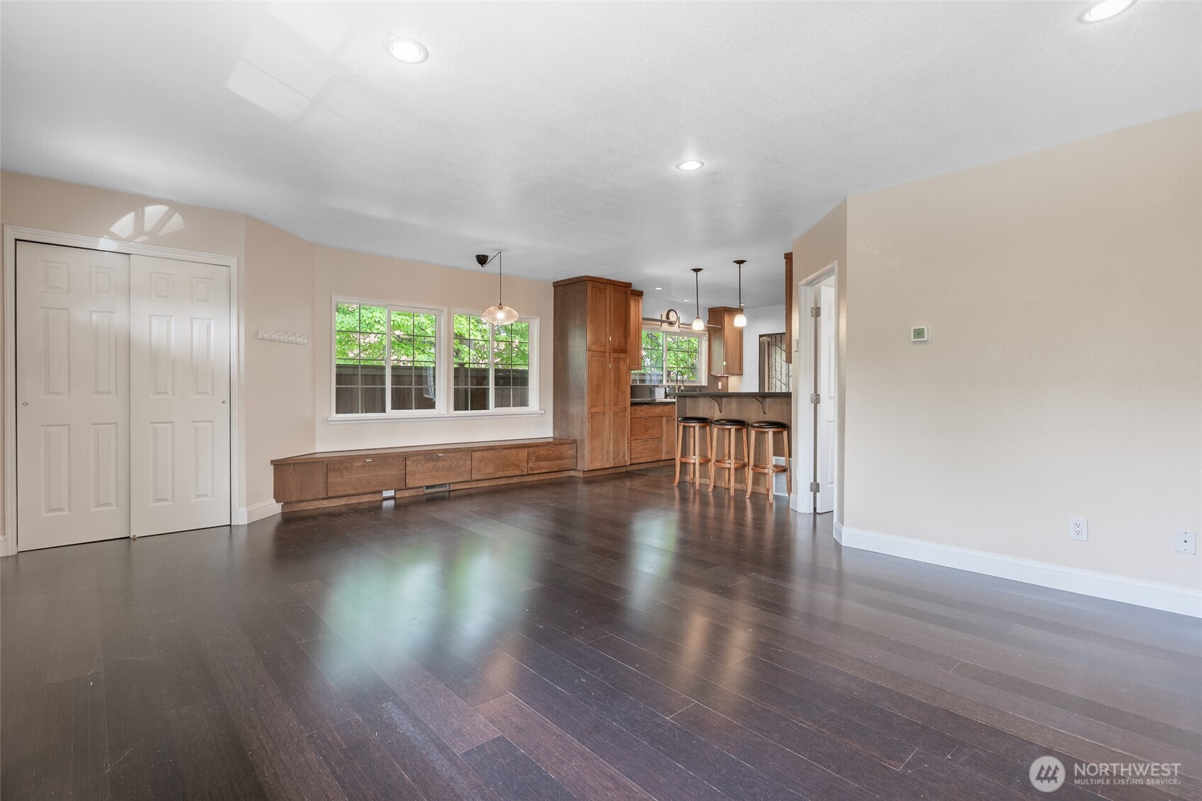 3304 23rd Avenue South Seattle, WA 98144 - Photo 7 of 40