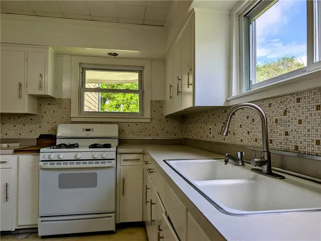 $129,000 | 706 East Washington Avenue, Elmira, NY 14901