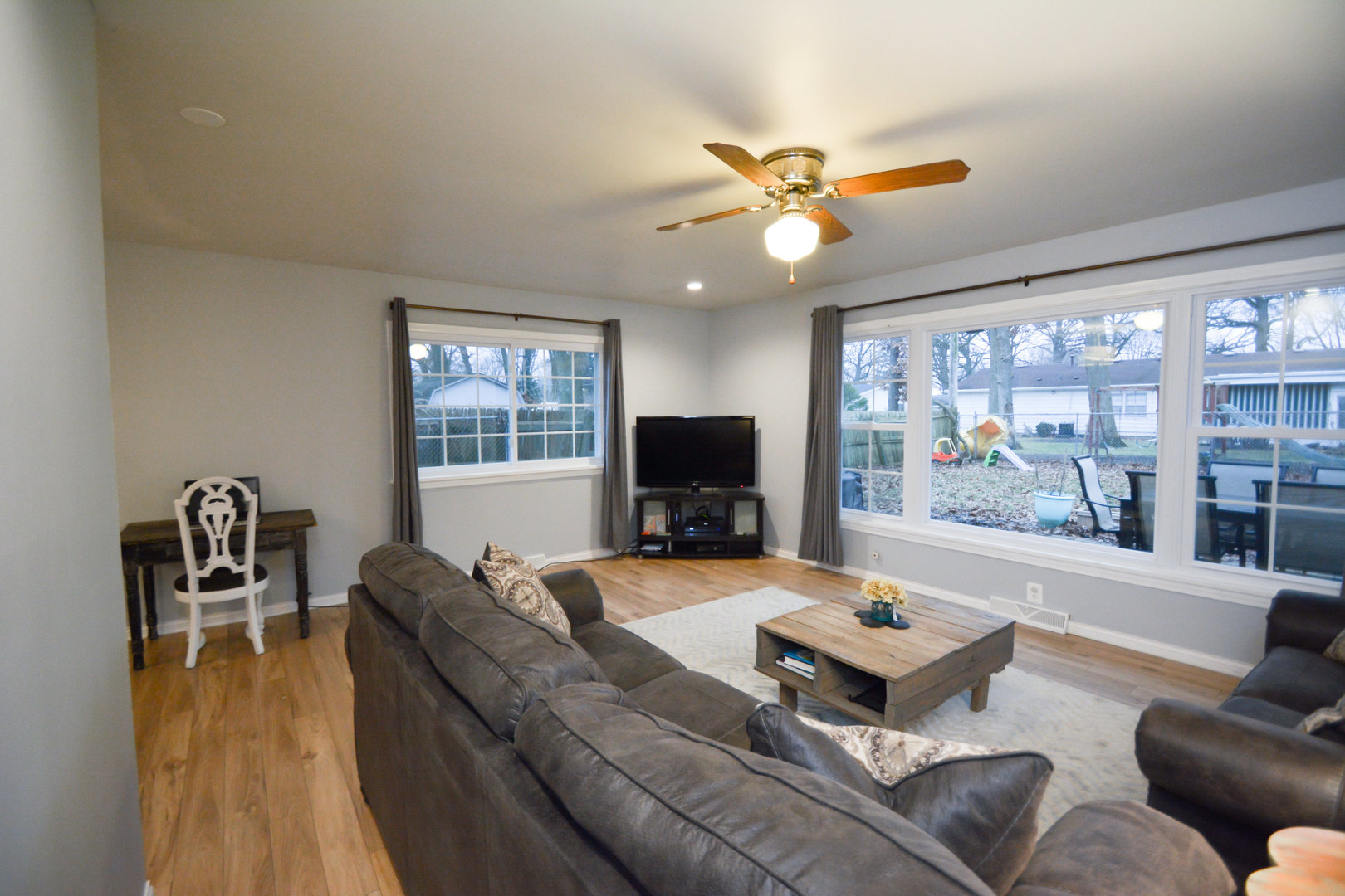32 Greenbriar Road Montgomery, IL 60538 - Photo 3 of 23 Gallery Image 3