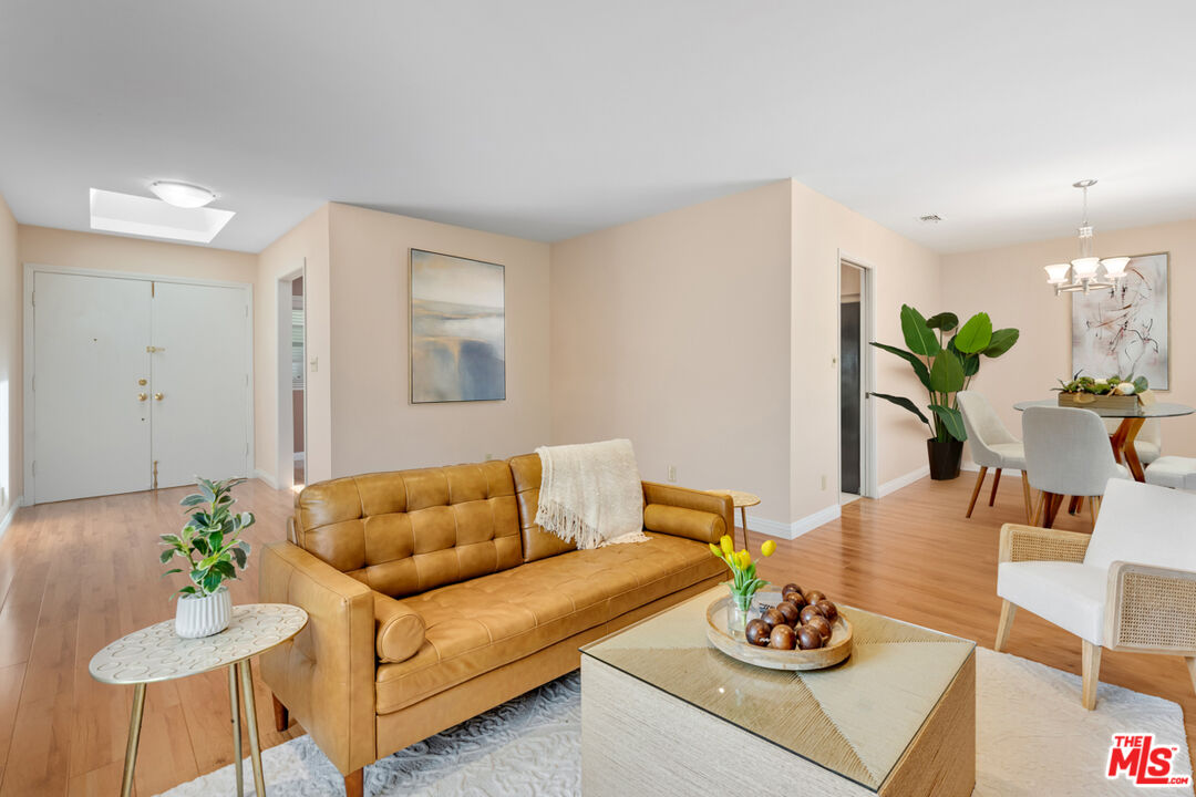 1463 Morrow Circle Thousand Oaks, CA 91362 - Photo 8 of 25 a living room with furniture and a wooden floor