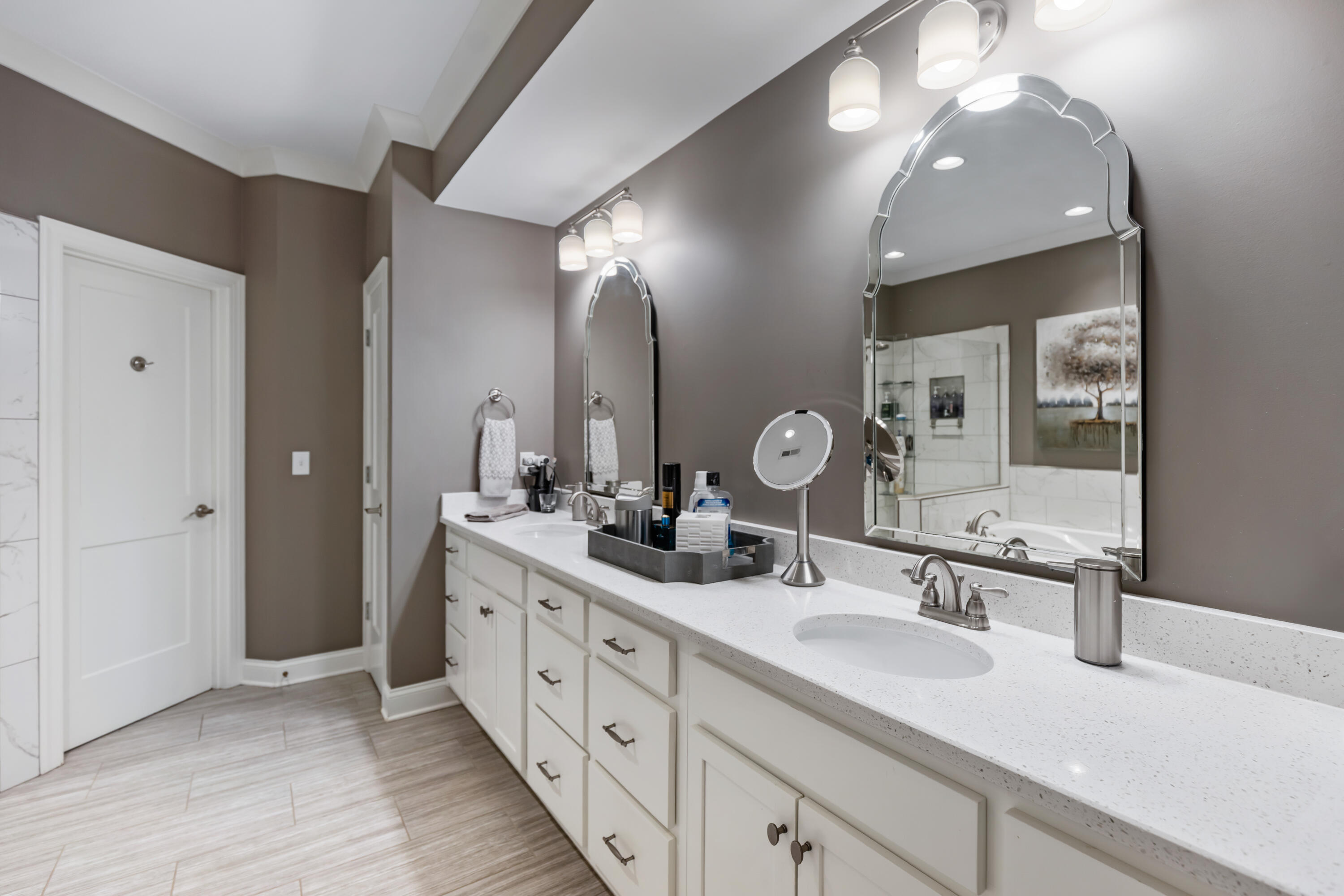 2352 Rivendell Lane Chattanooga, TN 37421 - Photo 27 of 49 Primary Bathroom