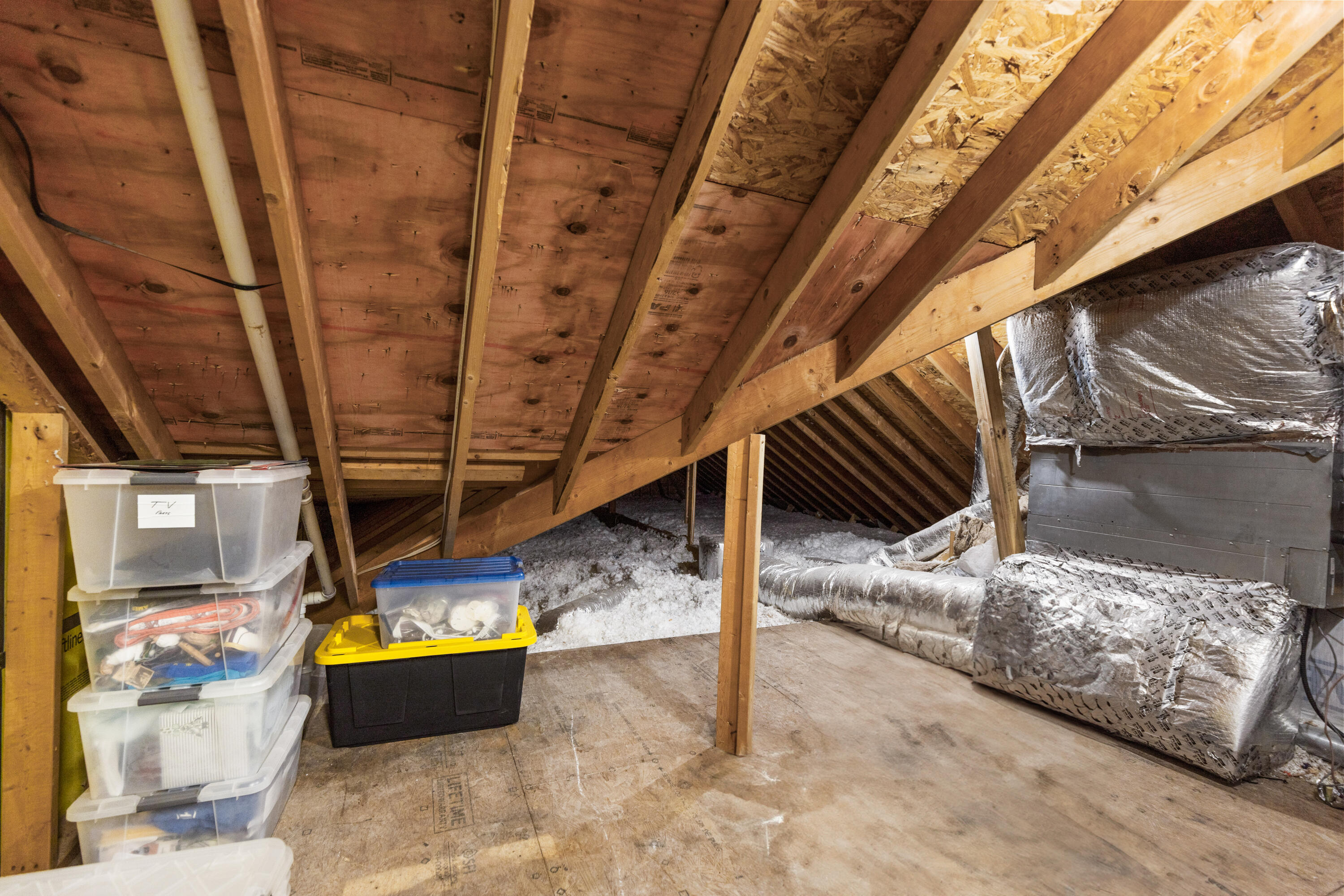 2352 Rivendell Lane Chattanooga, TN 37421 - Photo 46 of 49 Storage