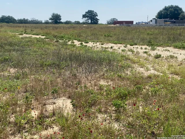 $50,000 | 918 Fallbrook Lane, La Vernia, TX 78121