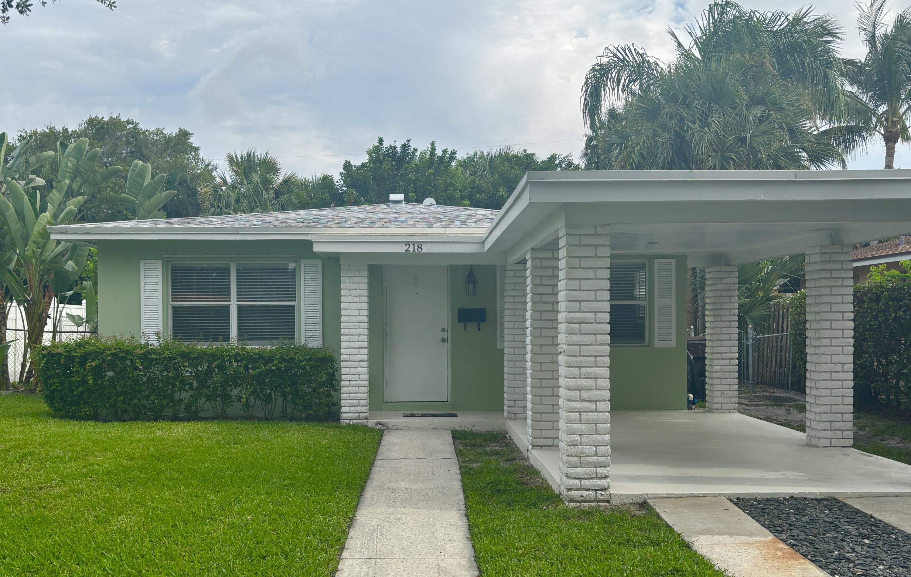 218 Seville Road West Palm Beach, FL 33405 - Photo 1 of 17 218 Seville Rd