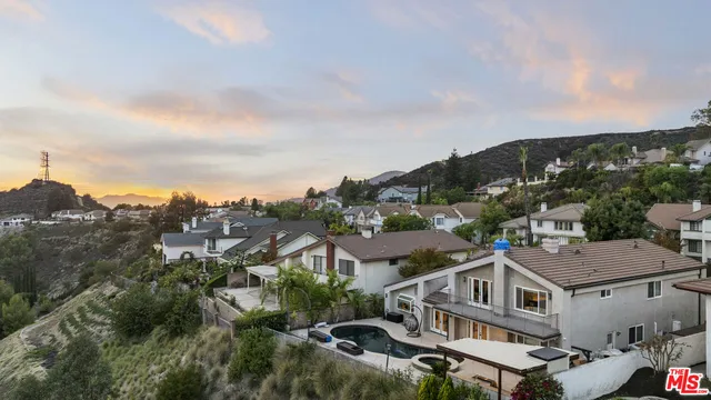 $3,190,000 | 2427 Flintridge Drive, Glendale, CA 91206